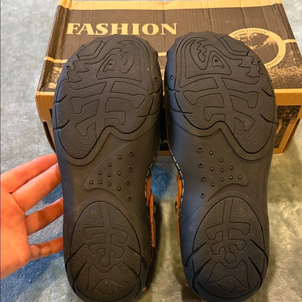 Casual Leather Fisherman Sandals - Tan/Brown size 43 UNISEX NIB